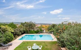 Charming House With Private Tennis Court And Pool